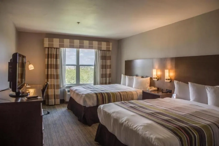 Standard Quadruple room