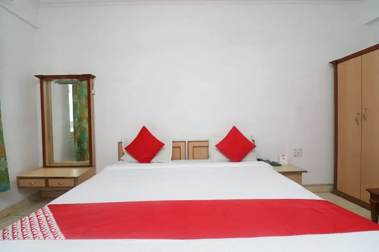 OYO 24680 Hotel Devansh