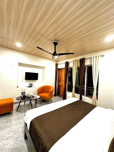 Deluxe Double room with balcony and with view