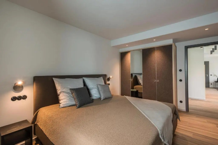 Golden Ball Boardinghouse