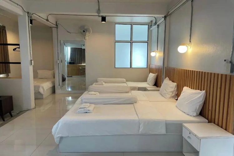 Quadruple Suite