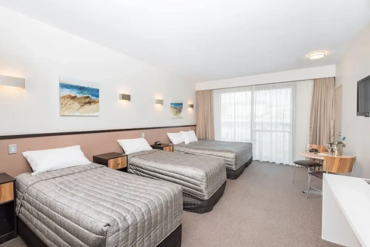 Deluxe Quadruple room