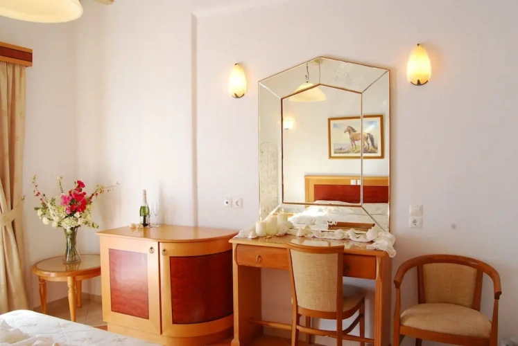 Standard Twin room with balcony