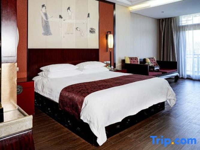 Standard Double room with lake view