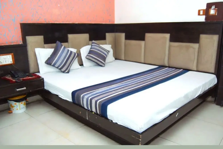 Economy Double room with view