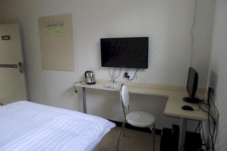Shun 8 Hotel - Yulin