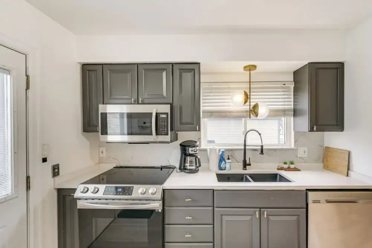 Trendy Birmingham House w/ Laundry Amenities!