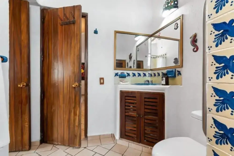 Ocean View 2Br Condo-balcony-beach-pool - 902