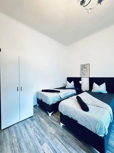 Peaceful 2BR Stay Well Connected
