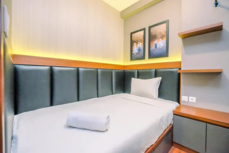 Modern Look 2BR at 28th Floor Podomoro Golf View Apartment