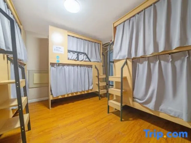 Bed in Dorm (female dorm)