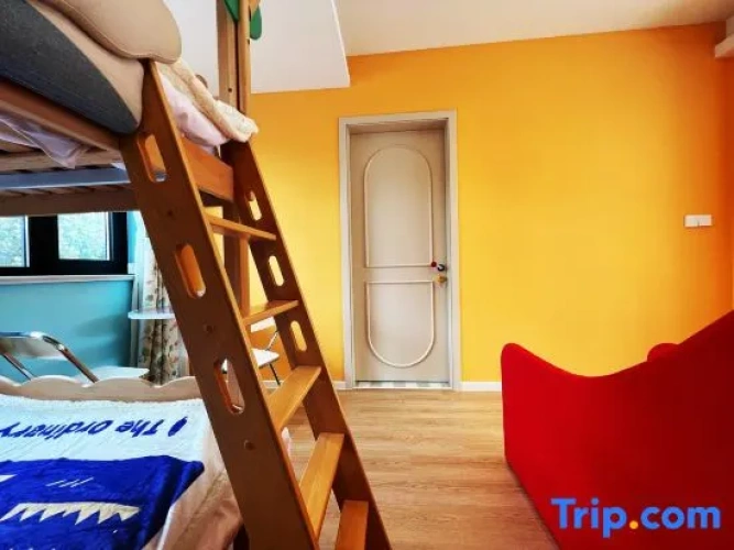 Deluxe Family Suite