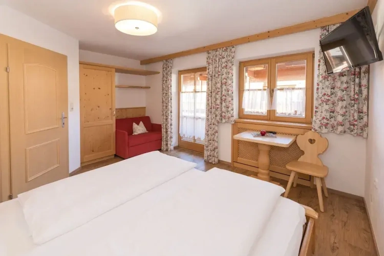 Standard Double room with balcony and with view