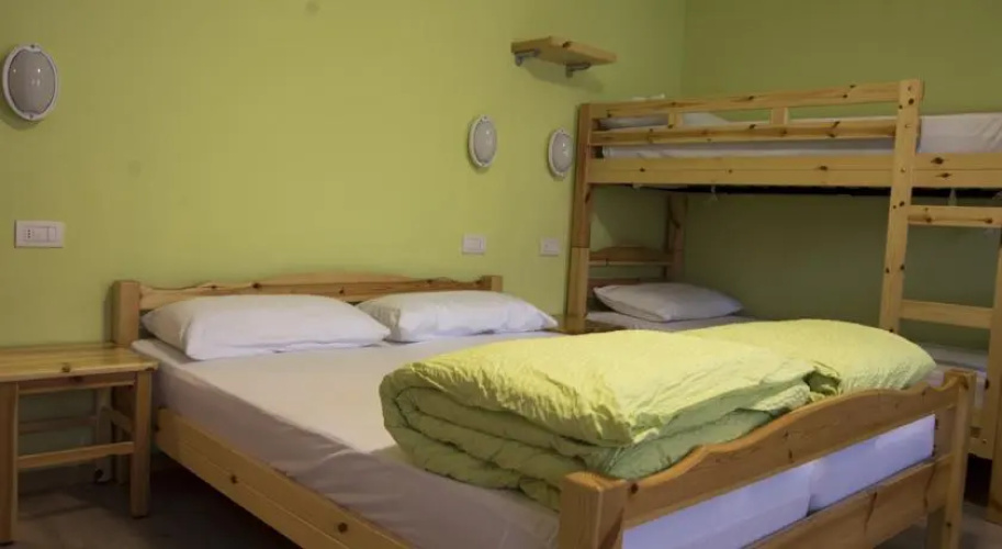 Hostel L'Ost - Ostello di Grumes