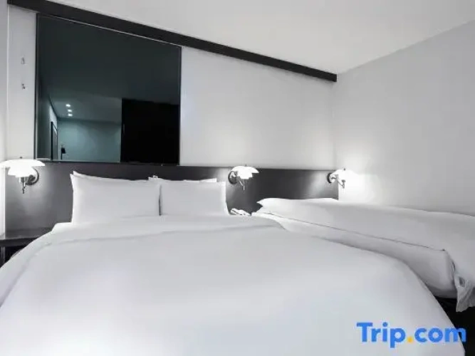 Premium Twin room