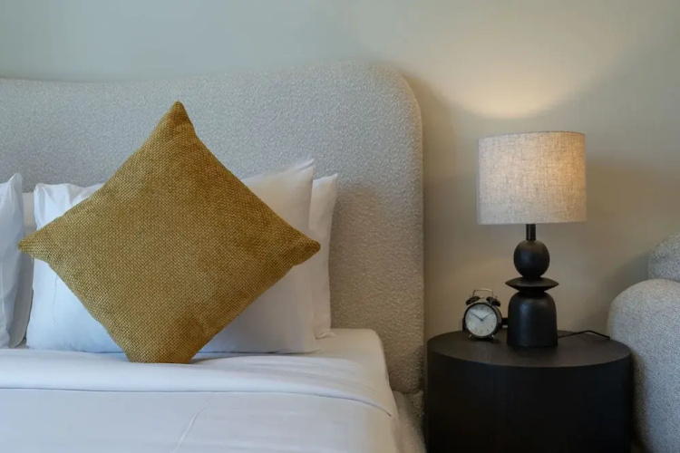 Comfortable Flat That Sleeps 2 Near Circle Mall