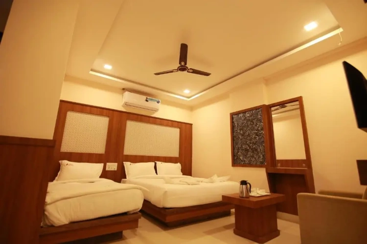 Deluxe Triple room