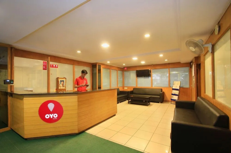 OYO 5488 Hotel The Libra
