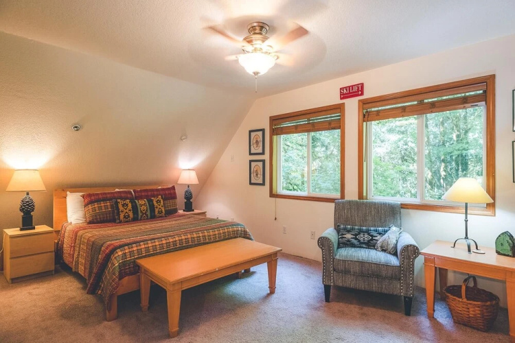 Cozy Bear Cabin