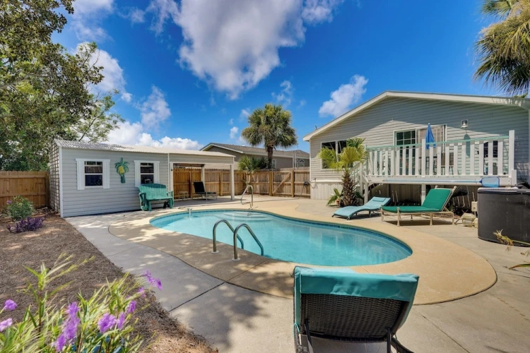 3 Bedrooms Cottage