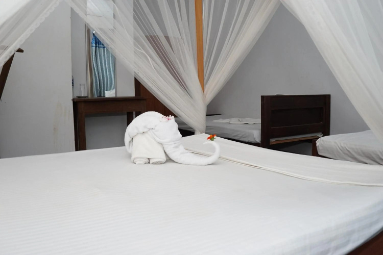 Dinuda Lagoon Resort