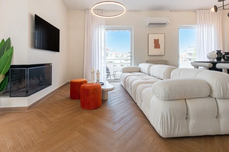 Luxury Apartment with balcony