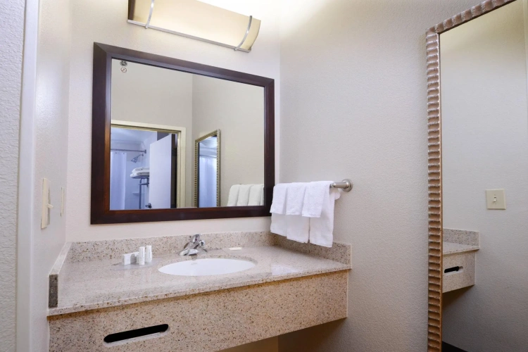 1 Bedroom Double Suite