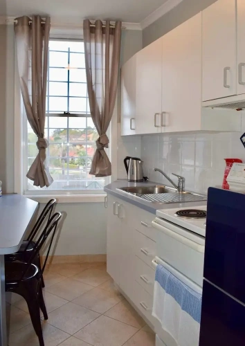 3 Bedrooms Apartment