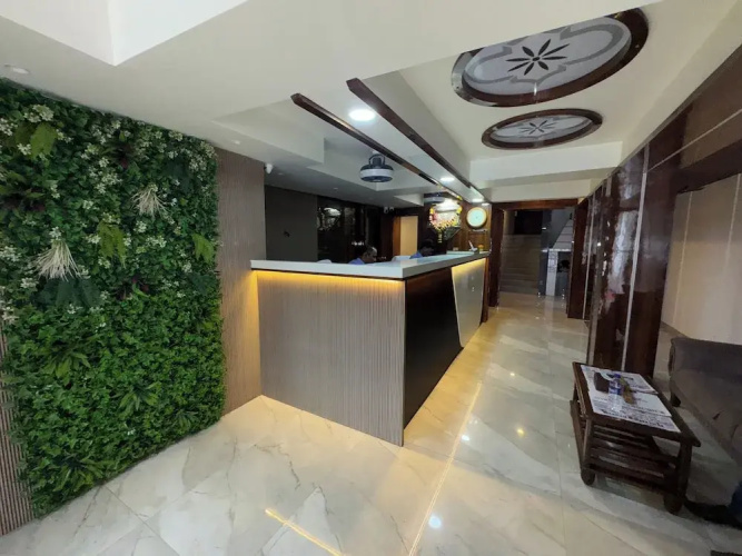 Hotel Ratna Paradise
