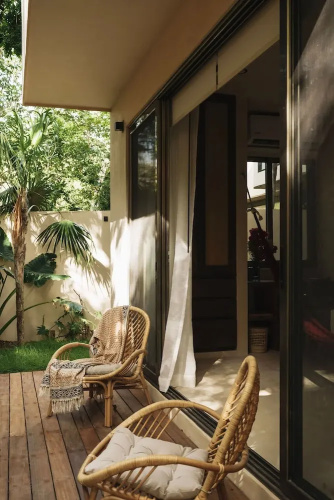 Luxury Jungle Retreat Sleeps 10 Rooftop Pool