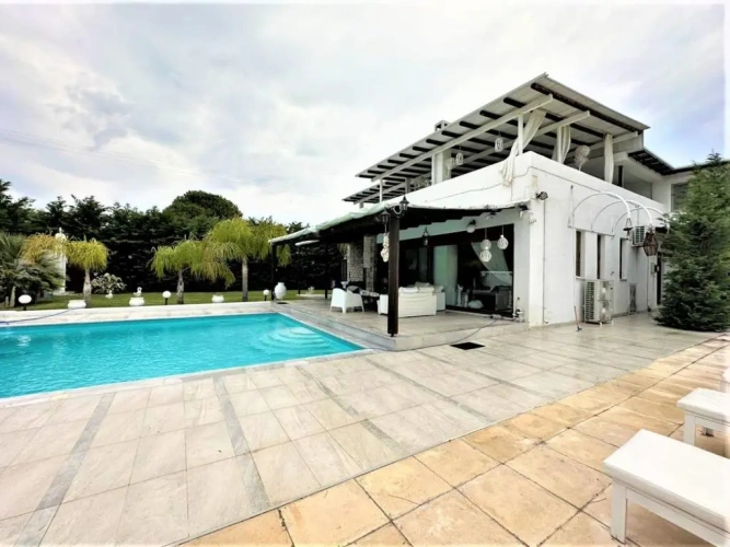 Villa