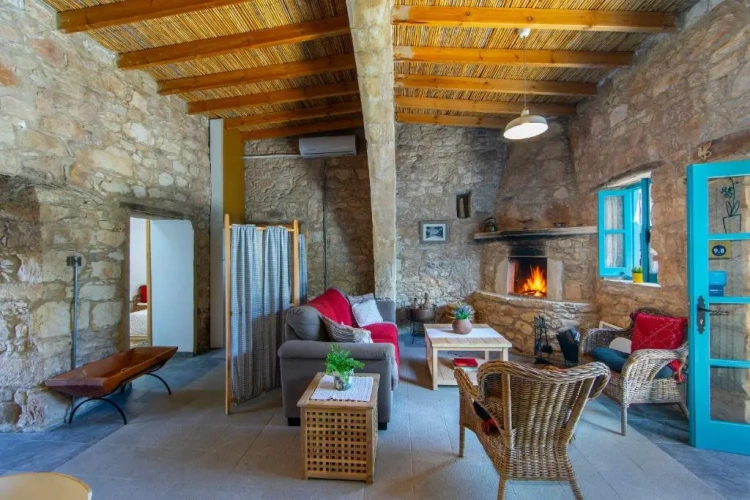 3 Bedrooms Cottage