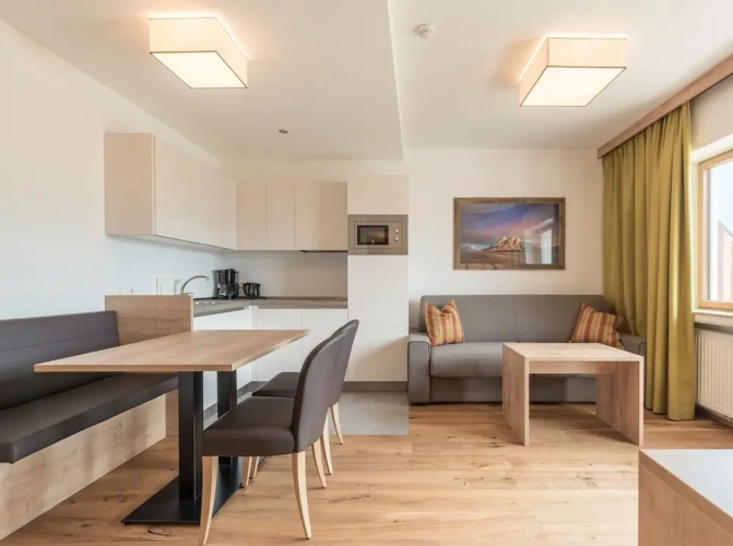 1 Bedroom Apartment