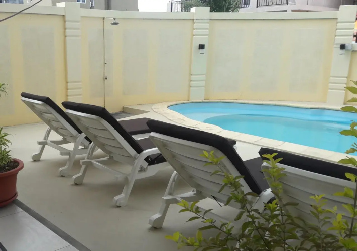 Monalysa St. Honore Apartment & Studio