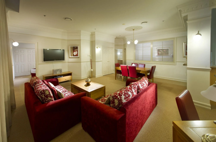 Royal Albert Hotel