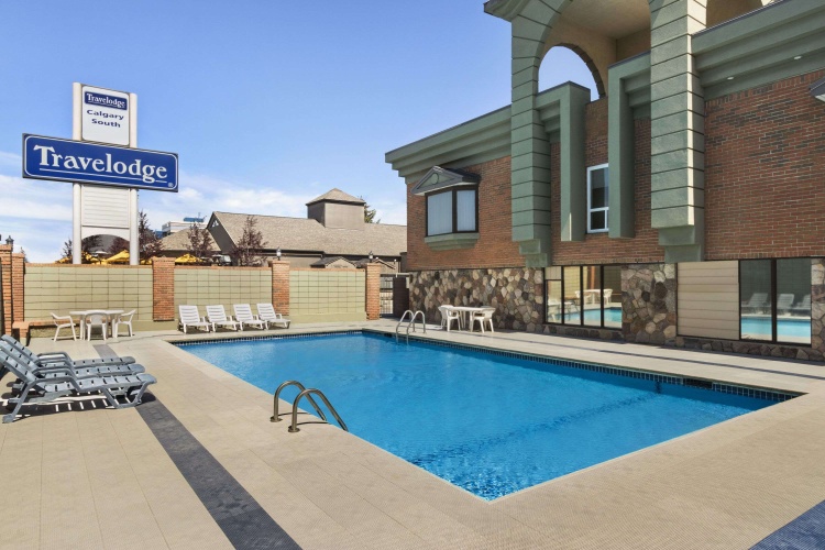 Travelodge By Wyndham Calgary South photo 16