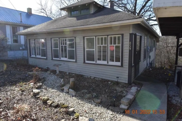 2 Bedrooms Cottage
