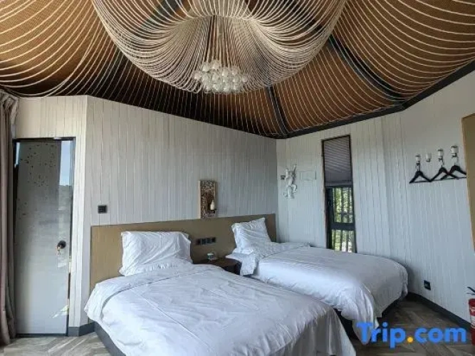 Standard room with view