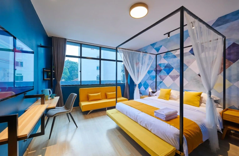 Double Suite