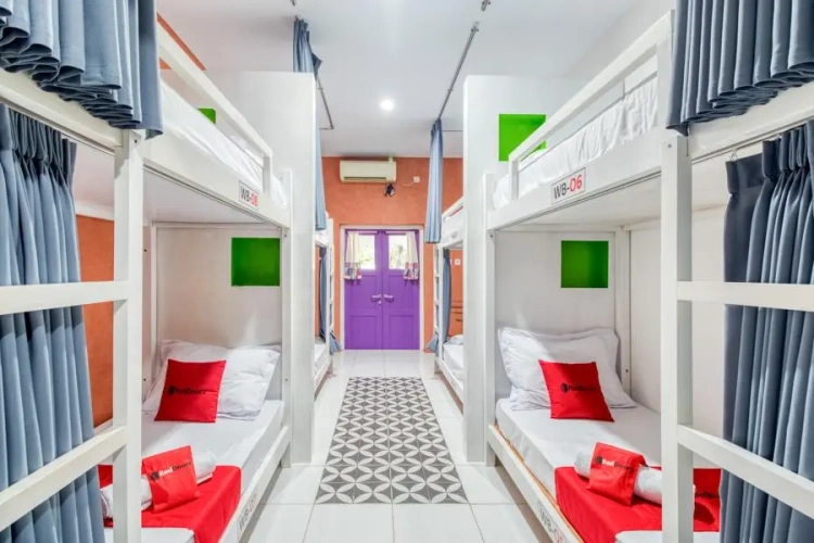 Bed in Dorm (female dorm)