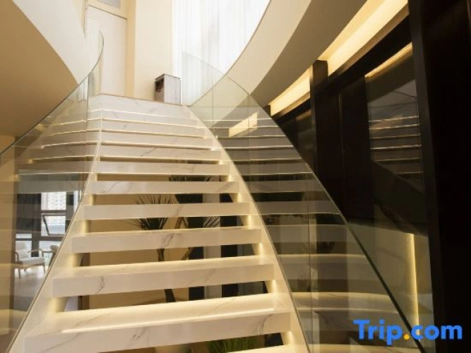 Cloud Art Loft Designer  Boutique Stay