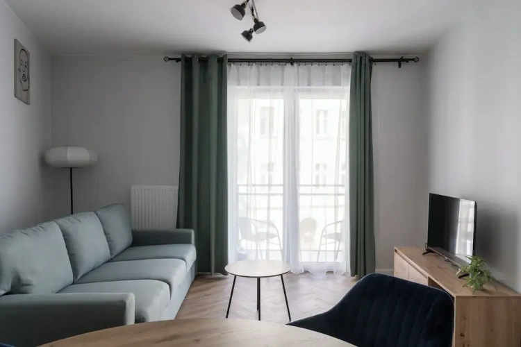 1 Bedroom Apartment with balcony