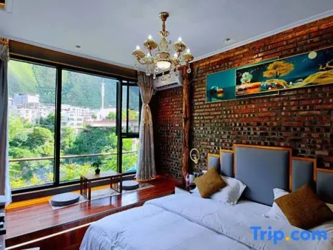 Standard Double room with river view