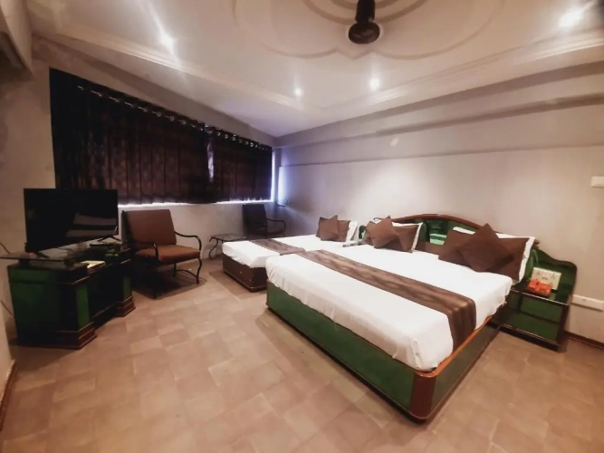 Deluxe Family room