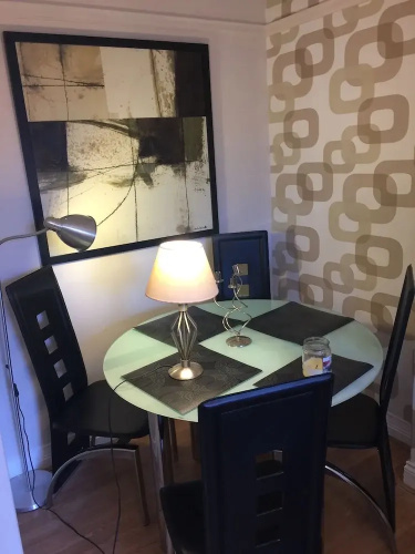 Great location 1 Bedroom Scotstoun Flat