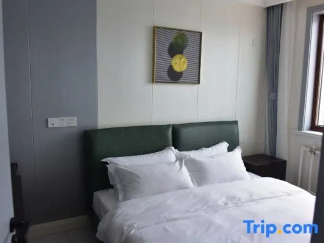 Deluxe Quadruple Suite with city view