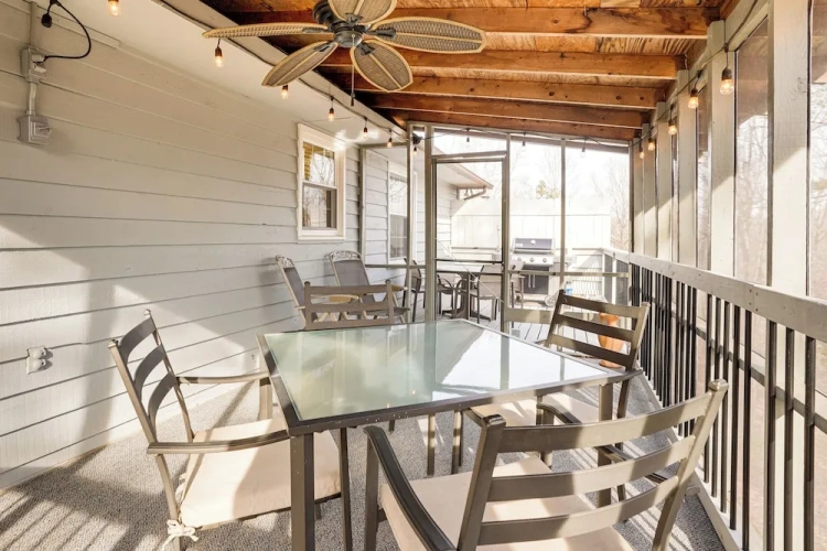 5 Bedrooms Cottage with balcony