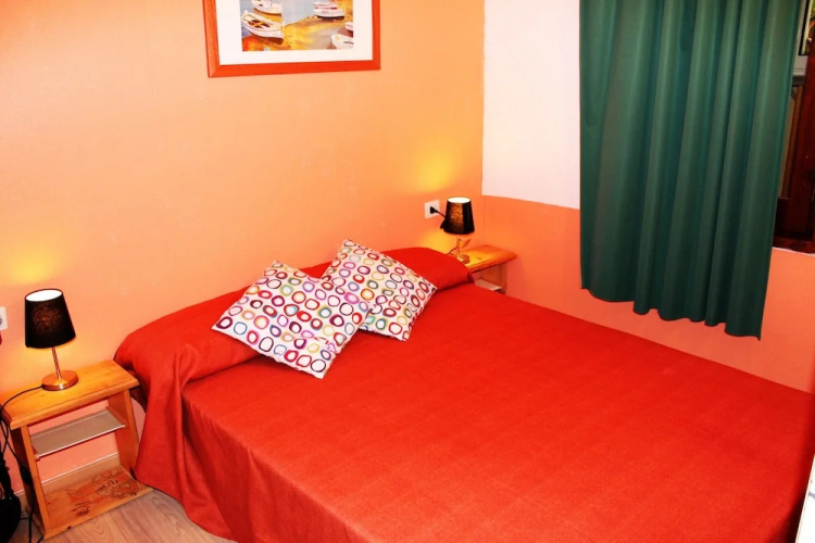 253-apartamento con Piscinas Comunitarias