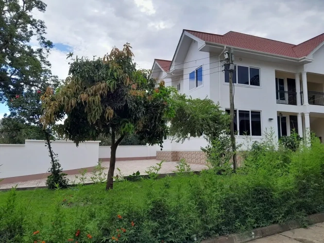 1 Bedroom Deluxe Suite with balcony and with garden view
