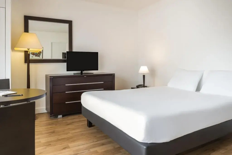 Aparthotel Adagio access Paris Tour Eiffel Saint-Charles
